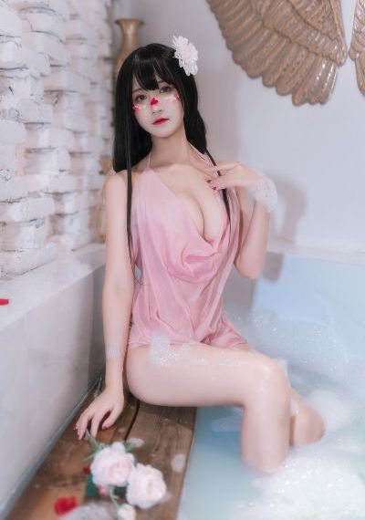 年轻漂亮的岳母_BD英语在线视频播放