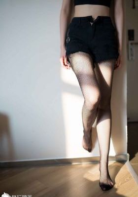 《偷窥女教师》在线观看_蓝光电影在线看
